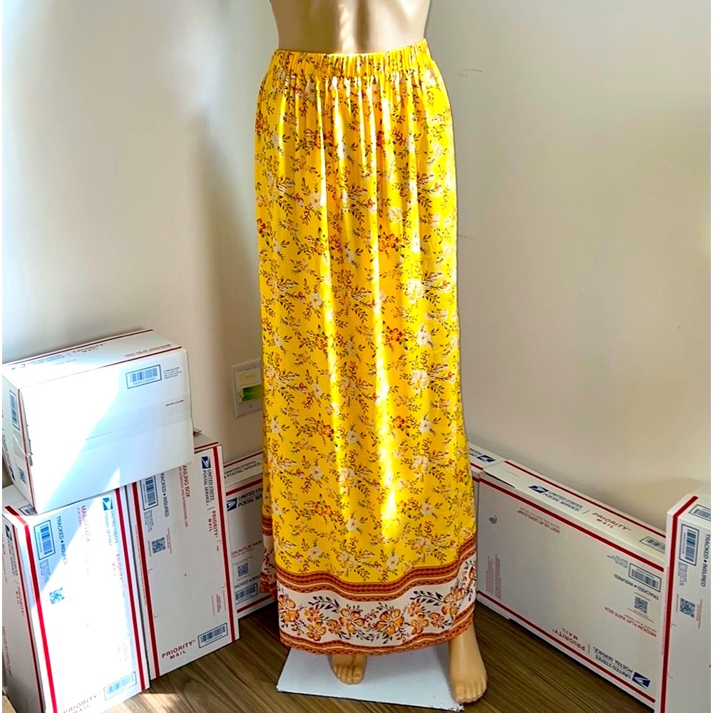 Maxi skirt nwot - Picture 6 of 11